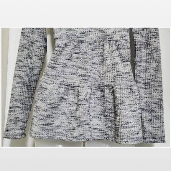 NWOT Medium Grey Thermal Babydoll Sweater - Picture 10 of 14